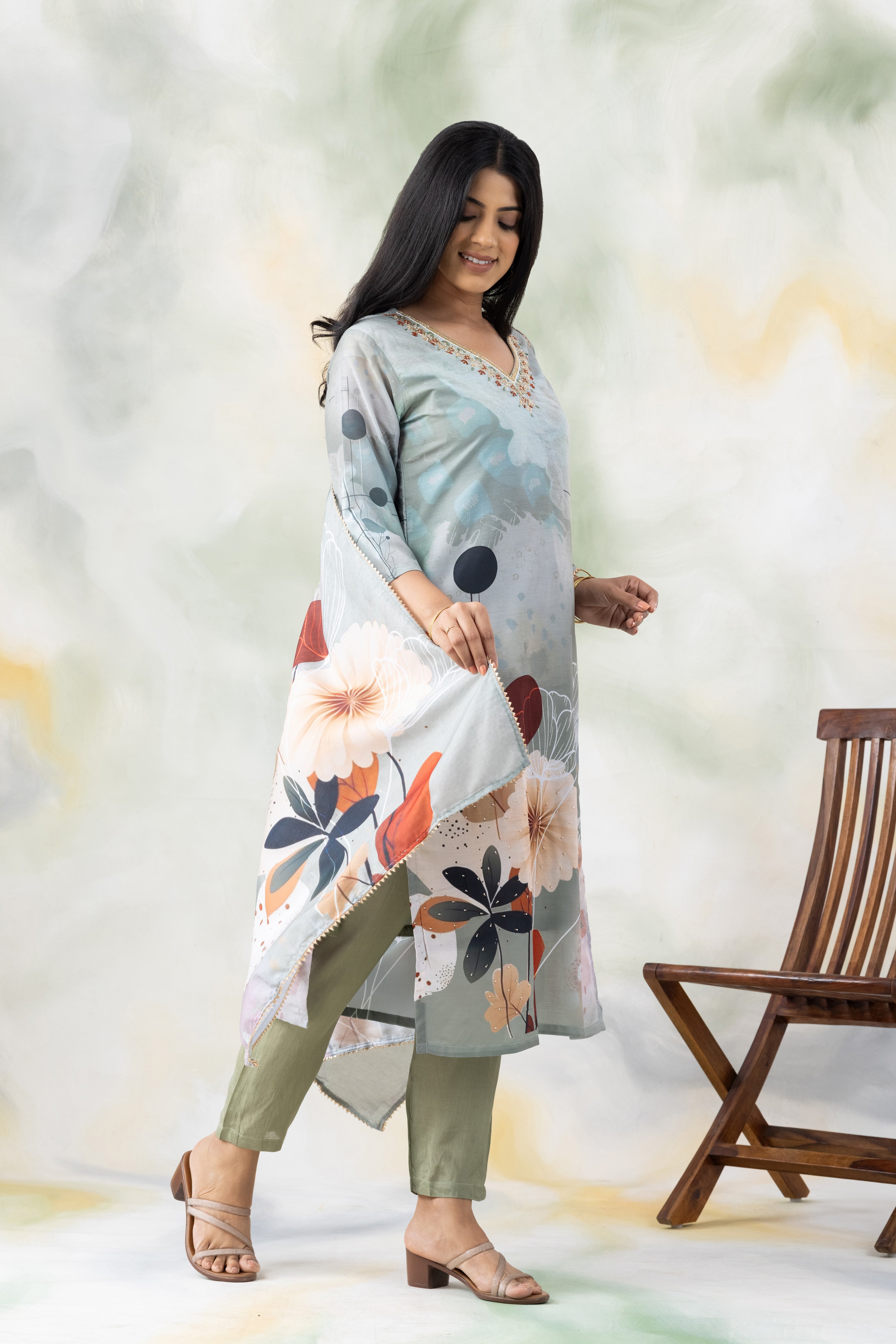 Floral Print Straight Kurta with Pants & Dupatta