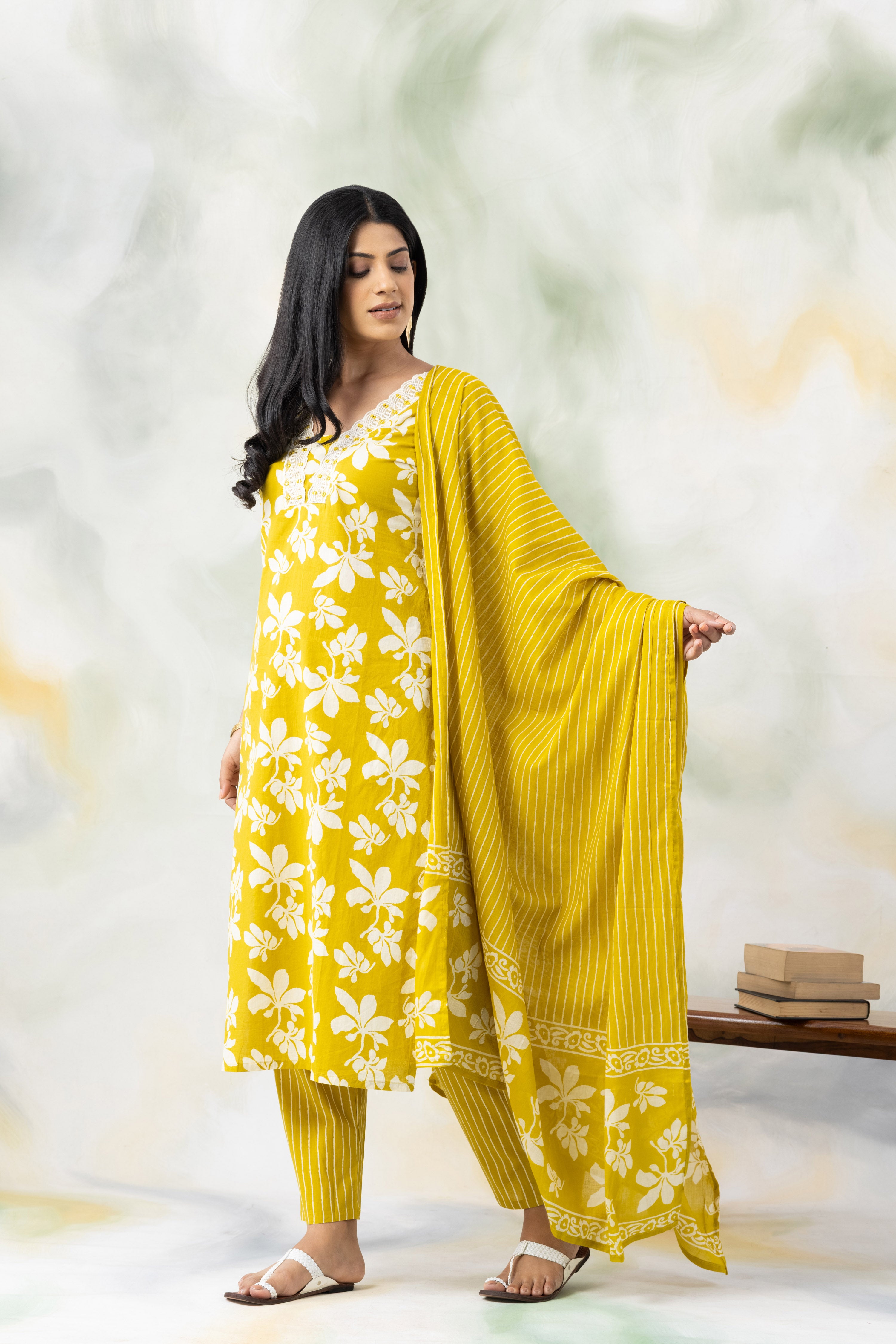 Yellow Printed Straight Kurta Set wit Pants