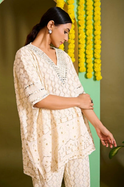 Cream Chic Chikankari Embroidered Kaftan Tunic Co-Ord Set