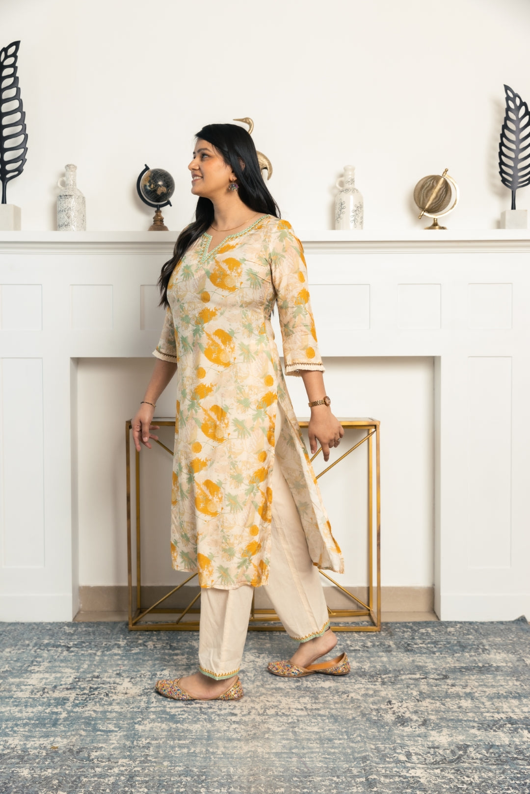 Printed Straight Kurta With Pants