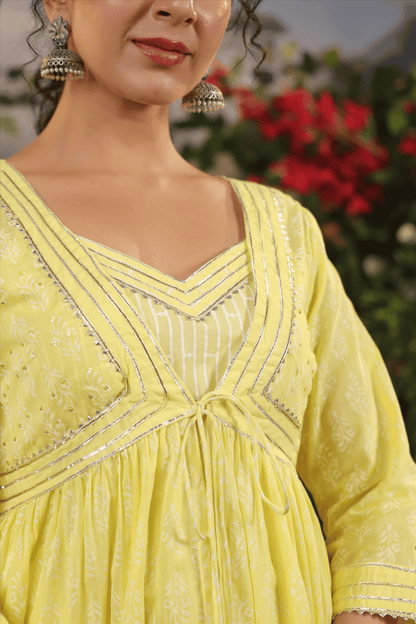 Yellow Hand Block Cotton Kurta Set With Shrug